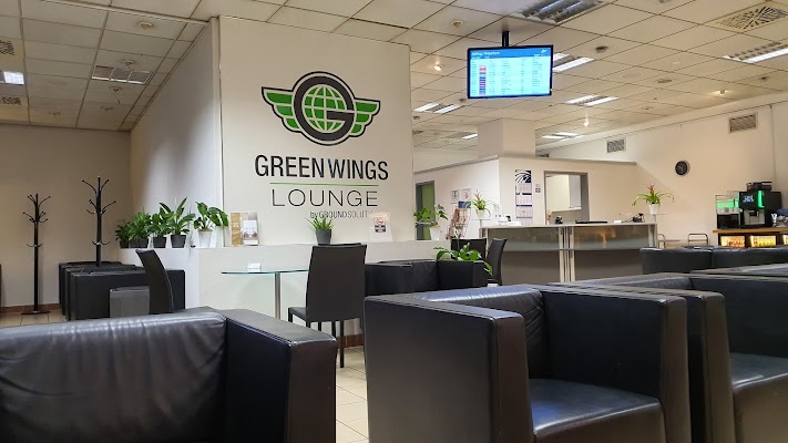 green-wings-lounge